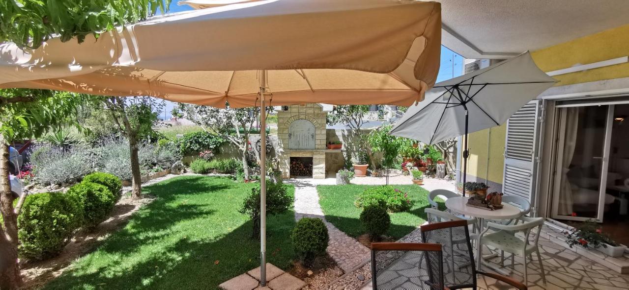 Apartman Kapovic Kaštela Esterno foto